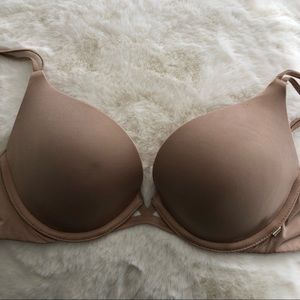 Victoria’s Secret push-up bra